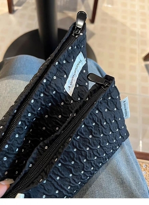 POLKA DOT BLACK MAKEUP BAG Süßes Hautpflege-Aufbewahrungsgepäck mit tragbaren Münzen Handtasche Reisewasche