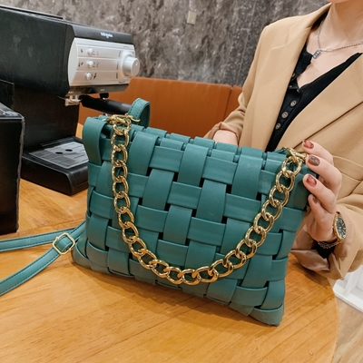 PU WOMEN'S BAG TEXTURE Woven Handtasche 2024 Frühling auf der neuen koreanischen Version der Mode Kette Schultertasche