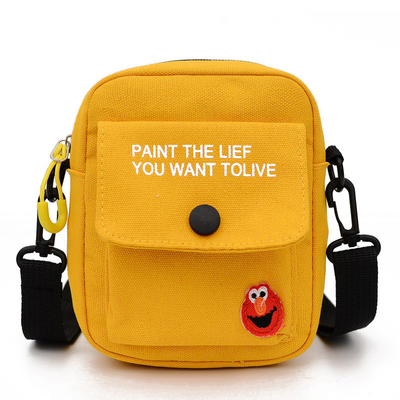 Neues Netzwerk 2024 Rot mit derselben Leinwand Kross-Body-Tasche KINDEN-TASche Studentin kleine frische Hand-Schulter-Tasche