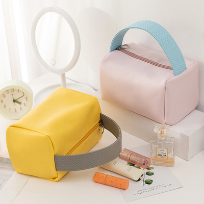 Neue tragbare Make-up-Tasche mit großer Kapazität CANDY COLOR