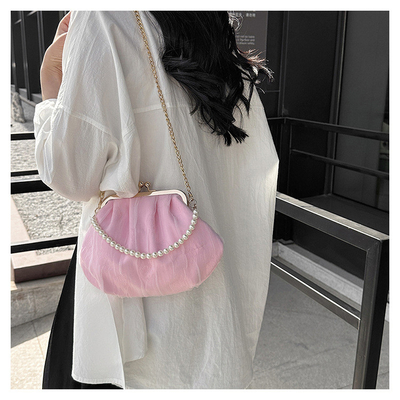2024 NEW RETRO FAIRY SOLID COLOR kleine Tasche weiße Handtasche Perlen Tasche weibliche Netzgarn in einfache Crossbody-Tasche