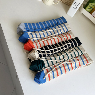 Neue gefaltete literarische Schultertasche geflochtene Damentasche Winter Stricktasche Mode grenzüberschreitende Damentasche