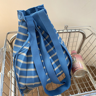Neue gefaltete literarische Schultertasche geflochtene Damentasche Winter Stricktasche Mode grenzüberschreitende Damentasche