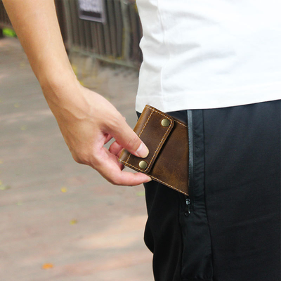 Überschreitende RETRO HORSE CRAZY LEDER Uhrenbeutel KONVENIENT kreatives Leder Uhrenlager HOLSTER
