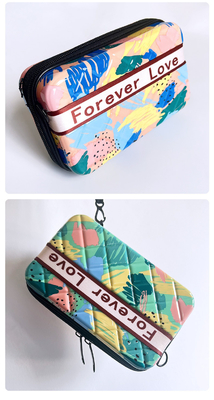 ASB+PC MATERIAL PORTABLE HARD SHELL MAKEUP BAG EINE Schulter PORTABLE Lagertasche mit HAND Geschenk-Box FESTIVAL Jährliches Treffen