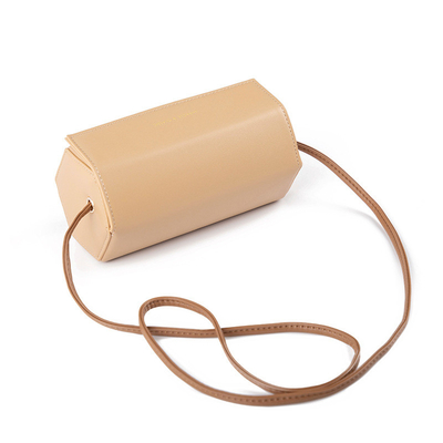 2024 NEW SIMPLE FASHION Kleine Tasche Netzwerk RÖTES ALLES Einzel-SCHULTER-Krosskörper-Frauen-Tasche FASHION NICHE ZYLINDER-TASche