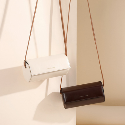 2024 NEW SIMPLE FASHION Kleine Tasche Netzwerk RÖTES ALLES Einzel-SCHULTER-Krosskörper-Frauen-Tasche FASHION NICHE ZYLINDER-TASche