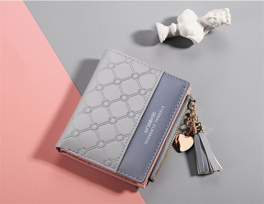KORÄISCHE Version der neuen Frauen-Short-Wallet-Wallets mit Farbspaltung-Short-Wallet-Frisuren-Zipper-Multi-Card-Münzen-Wallet auf Lager