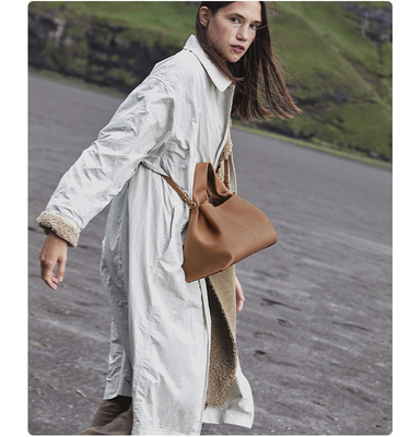 2024 NEUE ALL-IN-ONE SOLID COLOR LUNCH BOX BAG Europa und die Vereinigten Staaten Mode Handtasche Einzel-Schulter-Kross-Body-Tasche