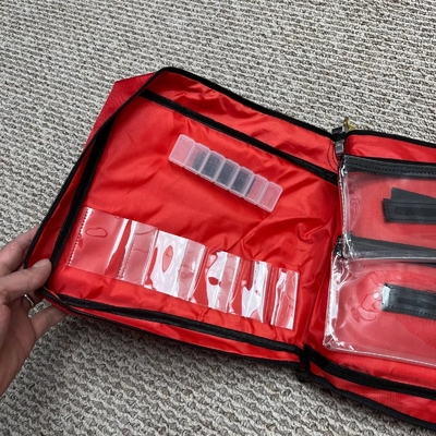 Grenzüberschreitender Sprengstoff Bankbeutel Reißverschlussbeutel Roter Nylon-Sicherheitsbeutel Medizinbeutel Waffe AMMO-Beutel