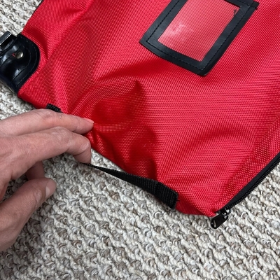 Grenzüberschreitender Sprengstoff Bankbeutel Reißverschlussbeutel Roter Nylon-Sicherheitsbeutel Medizinbeutel Waffe AMMO-Beutel