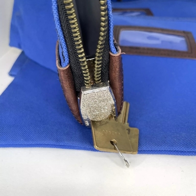 Einzahlung BANK ZIPPER BAG mit zwei Schlüsseln ID BAG BILL BAG BANK WIDTHWAL BAG