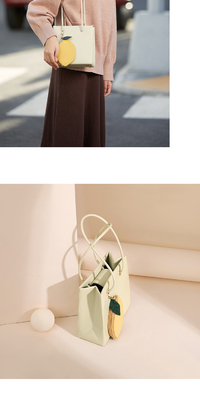2024 Die neue Mode Ein-Schulter-Frauen-Tasche alle Achseln Kleine Quadrat-Tasche NICHE Design Sinn Retro Crossbody-Tasche Frau