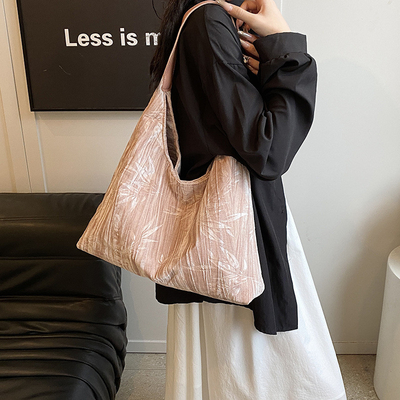 Neuer chinesischer Stil Großkapazität Achselbeutel Trend neue Mode mittelalterliche Schultertasche weibliche Minderheit Pendler Tote Tasche