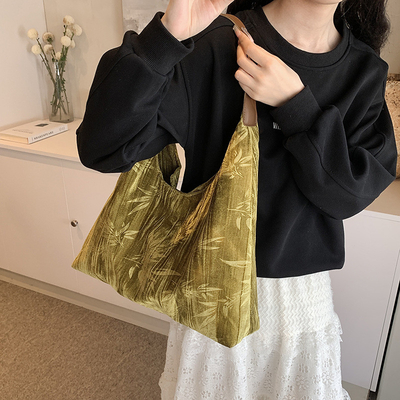 Neuer chinesischer Stil Großkapazität Achselbeutel Trend neue Mode mittelalterliche Schultertasche weibliche Minderheit Pendler Tote Tasche