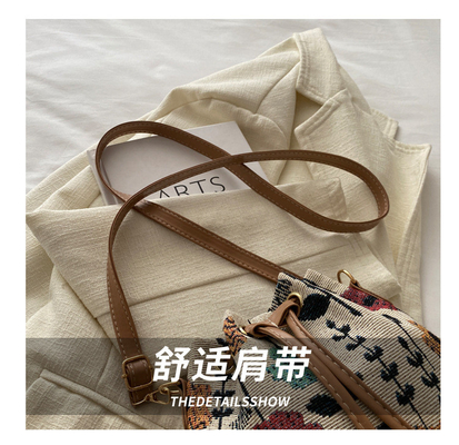NEUE CHINESE NATIONAL WIND ARMIT BUCKET BAG Einfache Mode-Trend Sommer Neue Leinen-Stil hochwertige Sinn Einzel Schulter