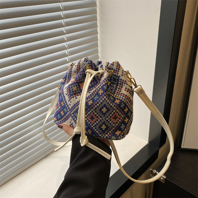 NEUE CHINESE NATIONAL WIND ARMIT BUCKET BAG Einfache Mode-Trend Sommer Neue Leinen-Stil hochwertige Sinn Einzel Schulter