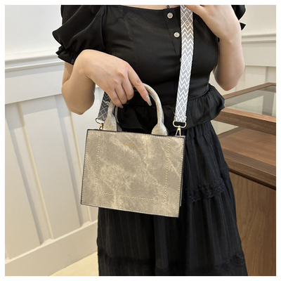VINTAGE CHIC TEXTURED LETTER TOTE BAG DAMEN'S BAG 2024 NEW LARGE CAPITY FASHION Handtasche mit breitem Gürtel