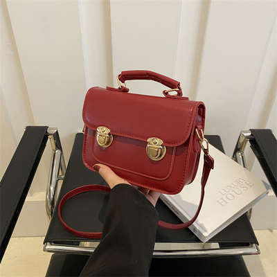 SENIOR SENSE OF RETRO kleine Tasche Frauen 2024 neue Sommer Mode ausländischer Stil Schultertasche kleine NICHE alle Handtasche quadratisch
