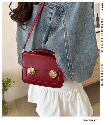 SENIOR SENSE OF RETRO kleine Tasche Frauen 2024 neue Sommer Mode ausländischer Stil Schultertasche kleine NICHE alle Handtasche quadratisch