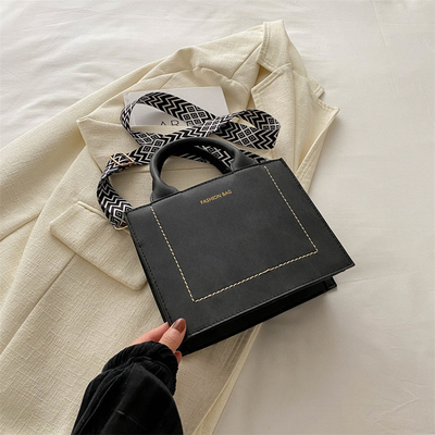 VINTAGE CHIC TEXTURED LETTER TOTE BAG DAMEN'S BAG 2024 NEW LARGE CAPITY FASHION Handtasche mit breitem Gürtel
