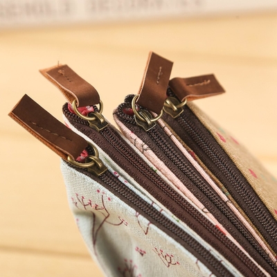 Bleistiftkasten, süße Blumenblumen Leinwand Reißverschluss Bleistiftkasten schönes Gewebe Blumenbaum Stift Taschen Versorgung 4 Stück