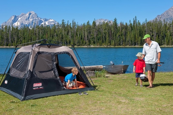 Coleman Camping Zelt mit sofortiger Einrichtung, 4/6/8/10 Person Wetterfest Zelt mit WeatherTec Technologie, doppelt dick