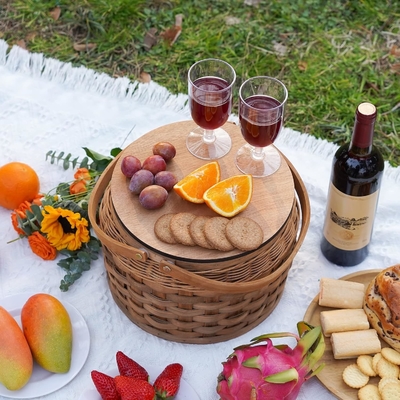 Kleine Picknickkörbe mit isolierter Kühler, Picknickkorb für 2 Personen, Holzsplitter Wicker-Korb, einschließlich 2 Sets