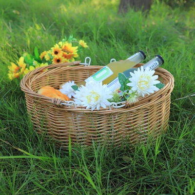 Wickel-Picknickkörbe mit Hands.Kingwillow.