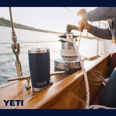 Rambler 20 oz aus Edelstahl Vakuum isolierter Tumbler mit MagSlider-Deckel