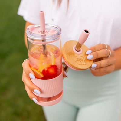 Glasbecher mit Deckel und Strohhalmen -20 Fl Oz- perfekte Größe Eiskaffee-Tasse - Smoothie-Tasse mit Bambus