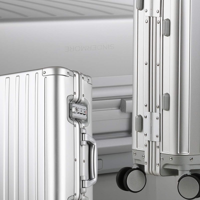 Aluminium Gepäckkabine Hardside Koffer (Silber, 20 Zoll Carry-on) Besuchen Sie den Sindermore Store