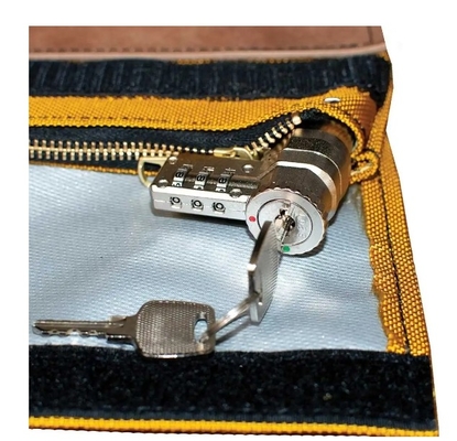 Feuerbeständige Kuriertasche   Made on Order Mit der Tuff-Leder-Ausstattung, quadratischem Boden, langlebigen Schwebgehänder und eingebauten Schloss ist es sicherlich ein geschätztes Produkt in jedem Büro, Postraum oder Lagerhaus!